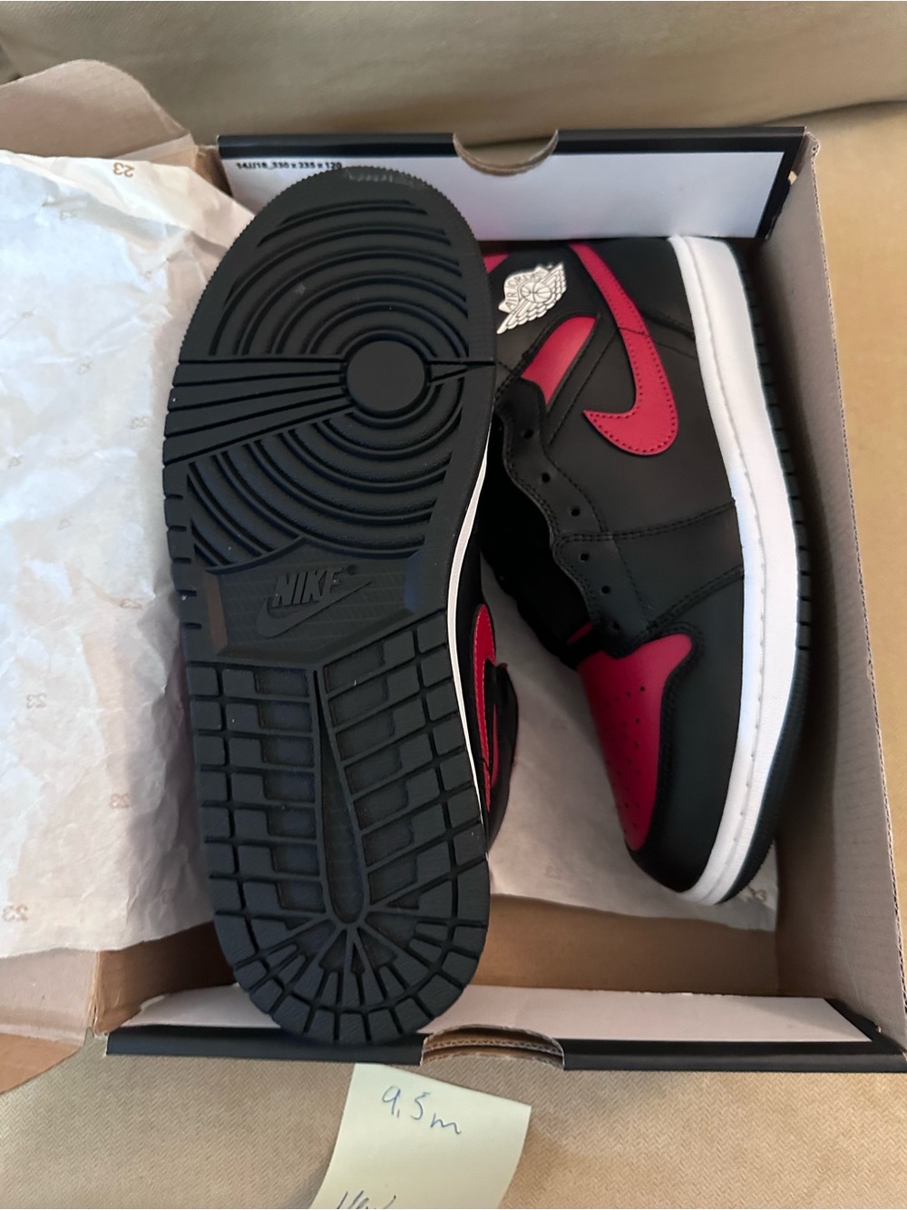 Jordan 1 Mid sneakers; size 9.5 US (Men’s) #basketball #retro - Picture 2 of 7